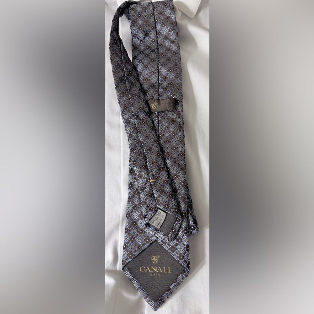 Canali Geometric Blue and Gray Silk Tie - Picture 2 of 2
